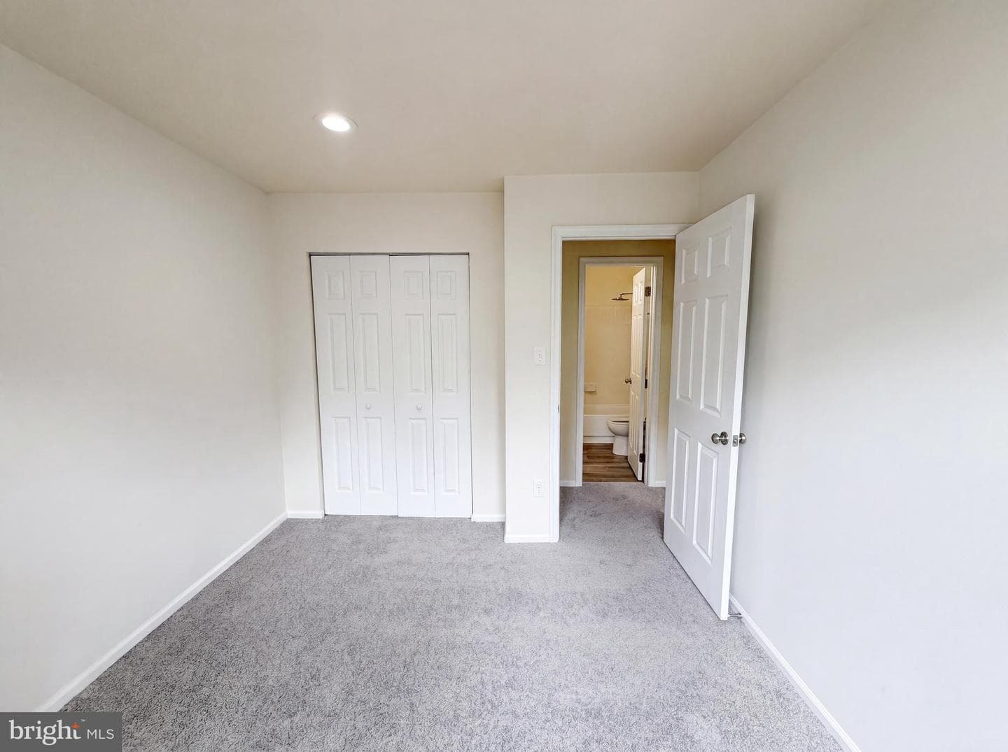8641 Centerton Lane photo 26