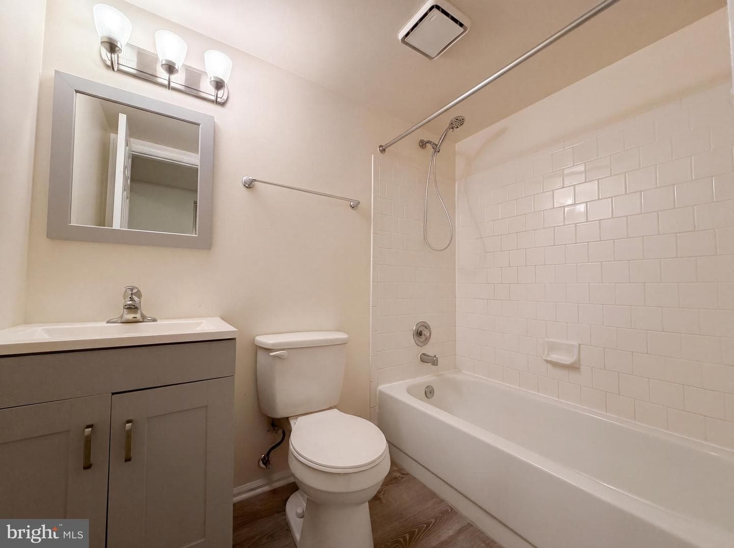 8641 Centerton Lane photo 28