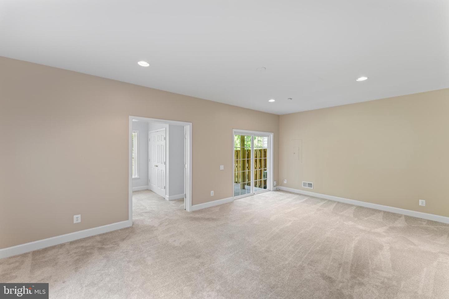 14501 Crossfield Way photo 32