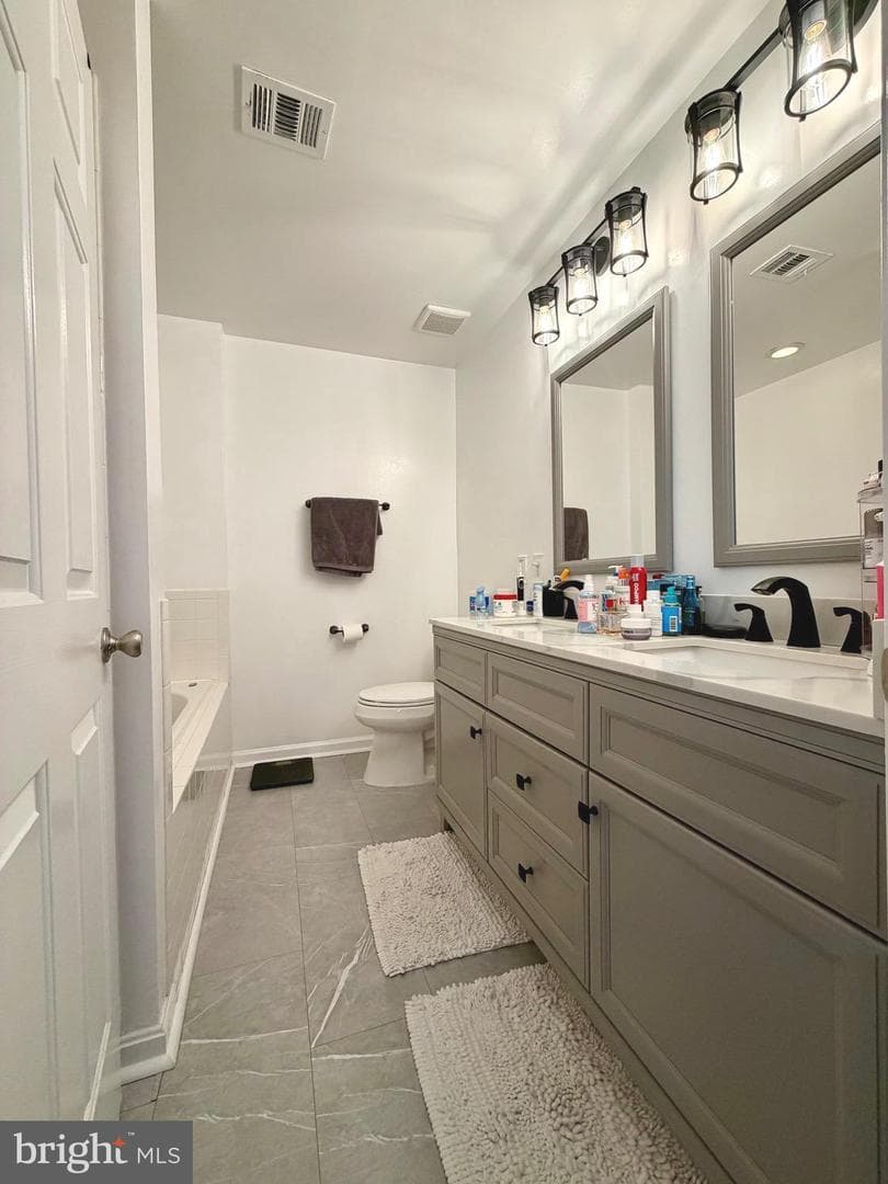 7108 Wheeling Way photo 25