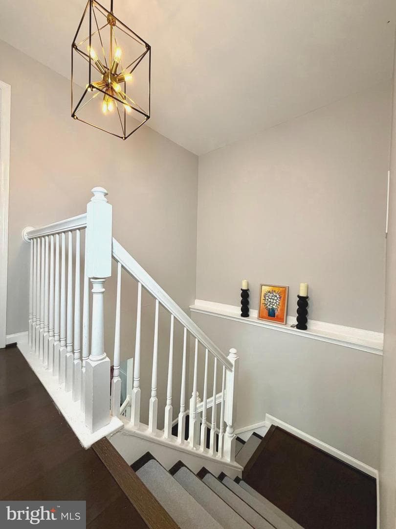7108 Wheeling Way photo 37
