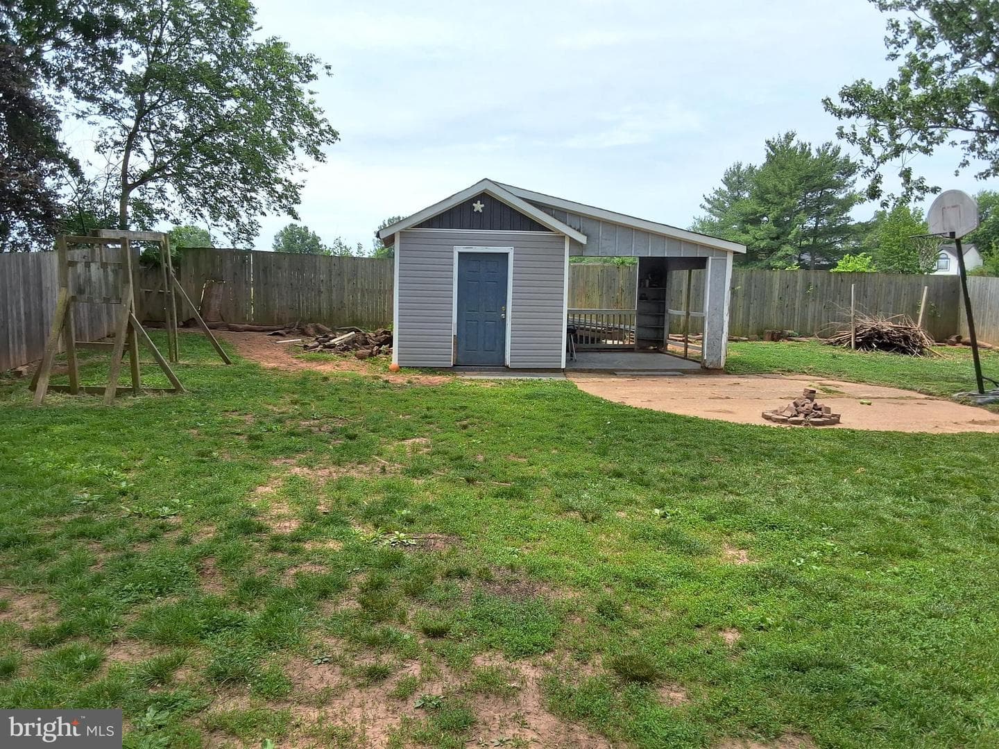 9717 Lomond Drive photo 32