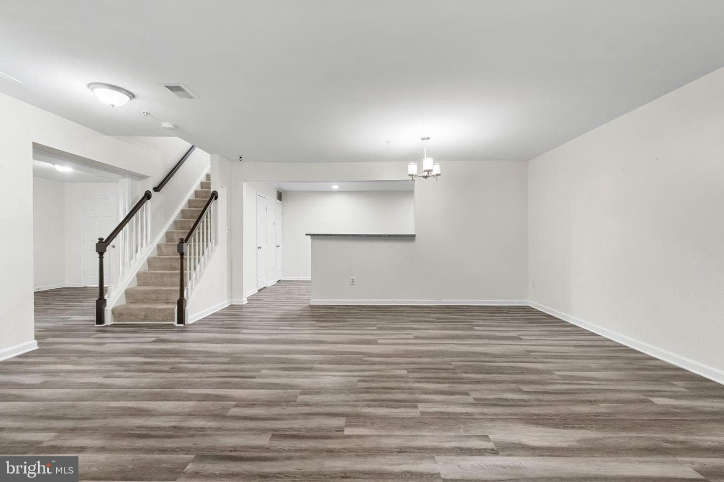 8005 Coachcrest Court photo 5