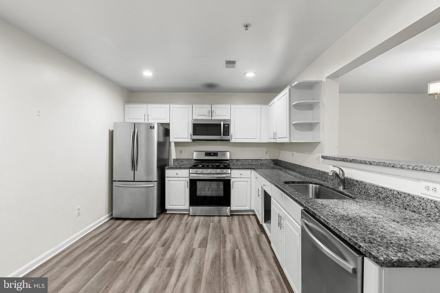 8005 Coachcrest Court photo 6