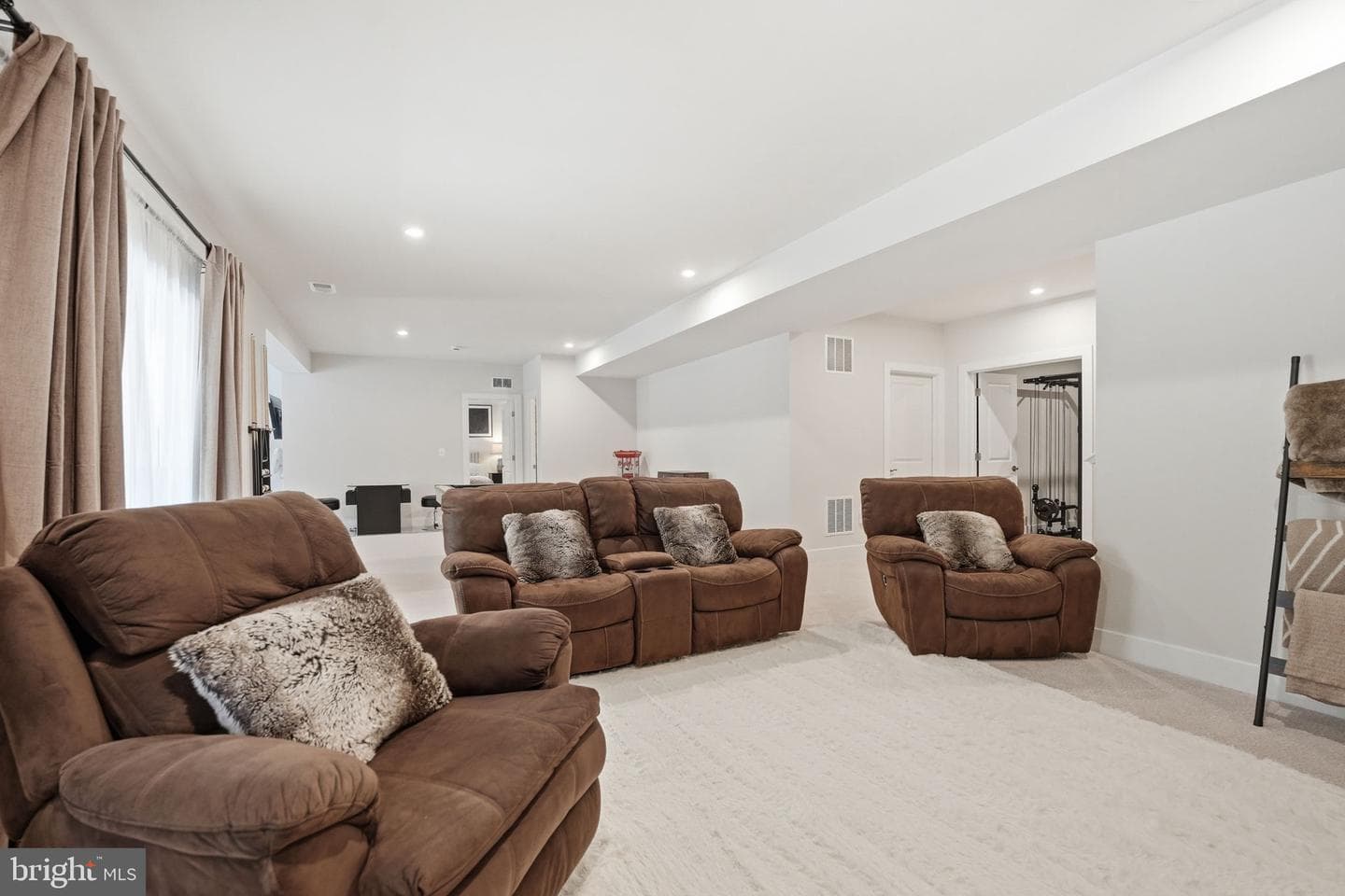 8678 Sycamore Springs Way photo 41