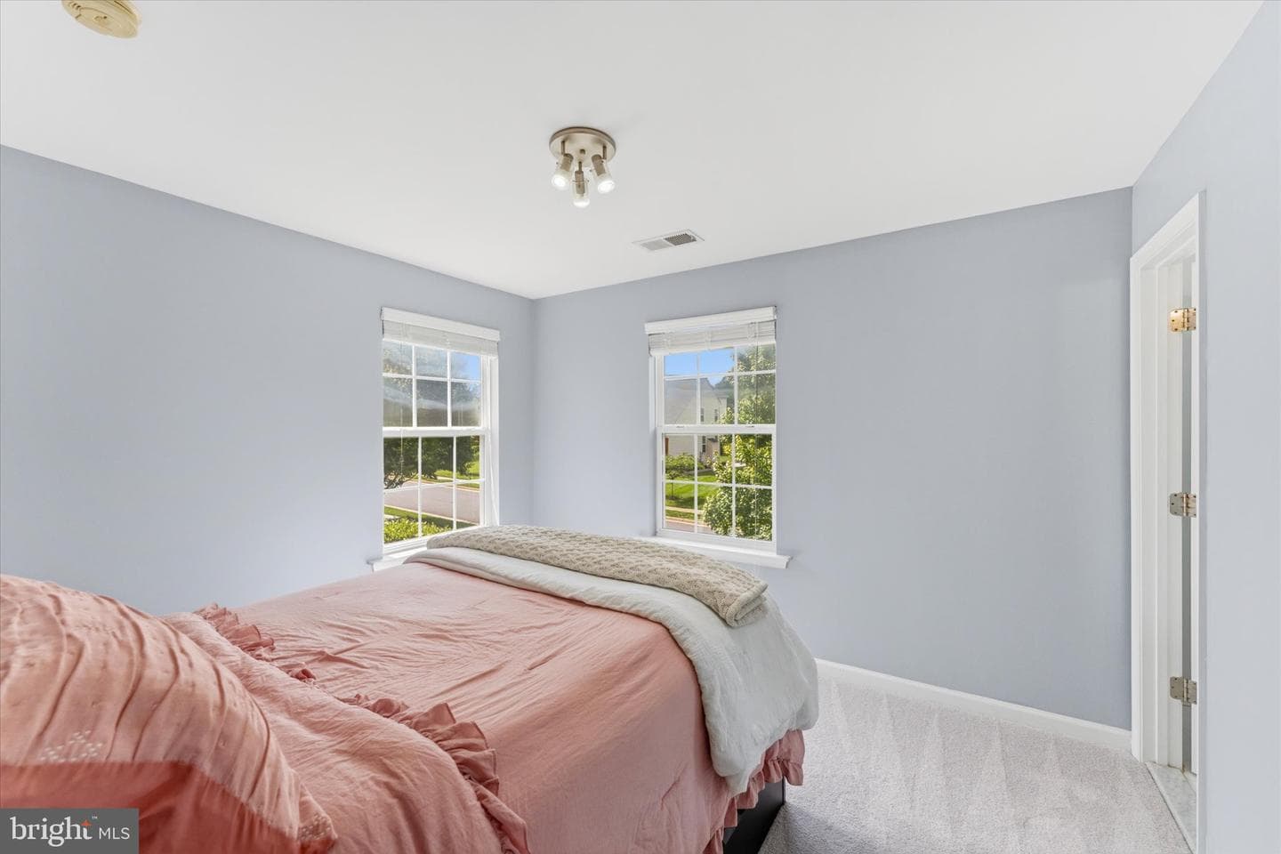 5439 Bantry Court photo 33