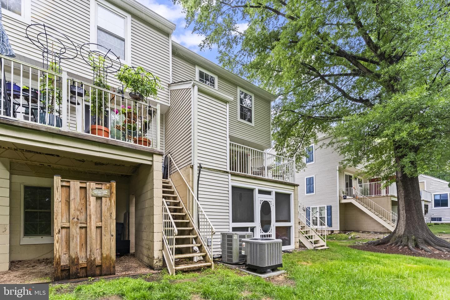 2860 Burgundy Place photo 28