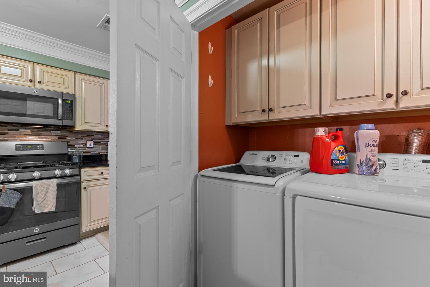 5797 Rockcliff Lane photo 9