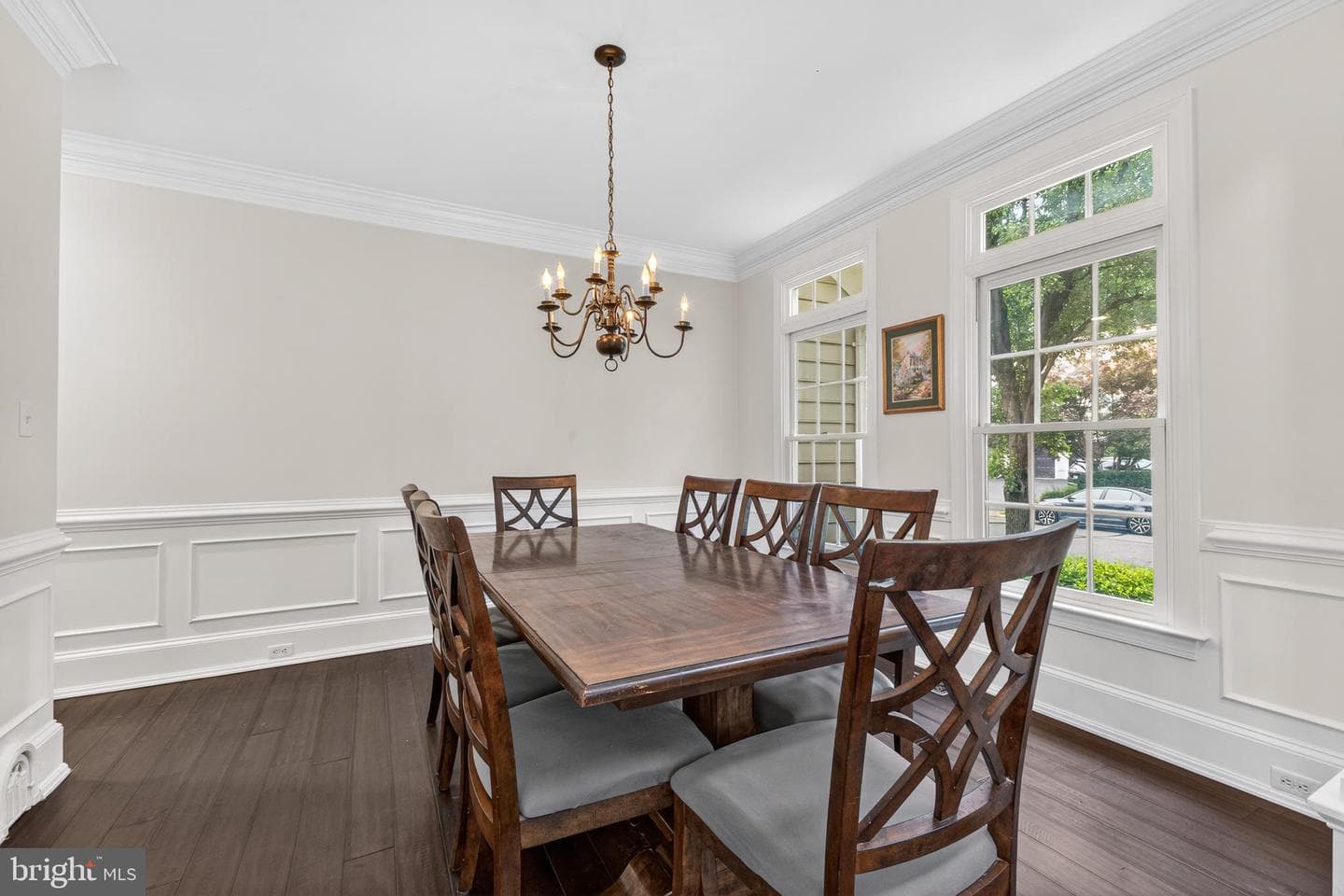 8020 Amsterdam Court photo 11