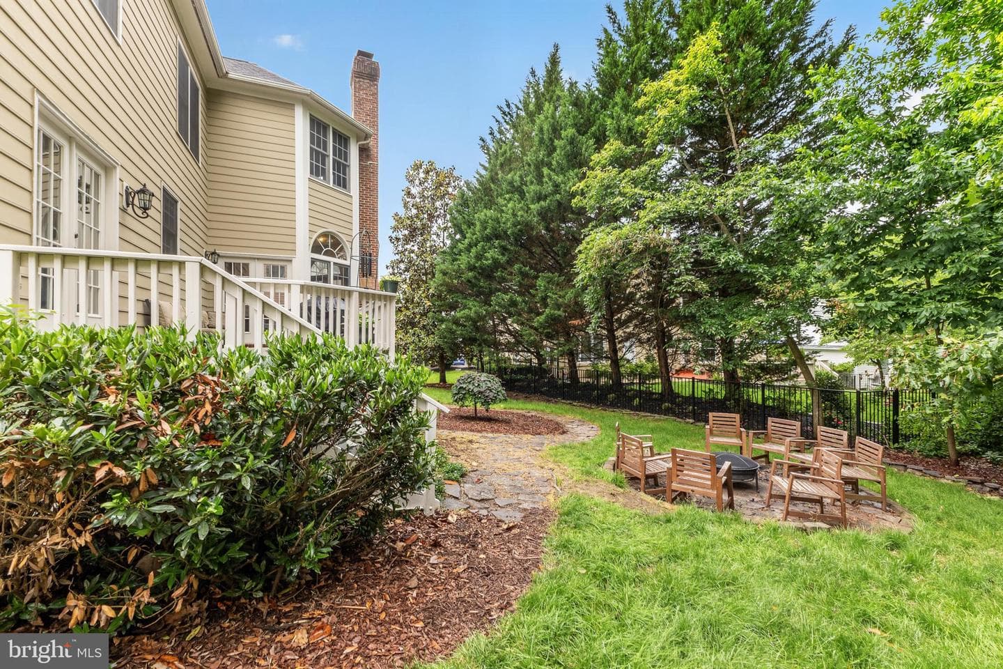 8020 Amsterdam Court photo 73