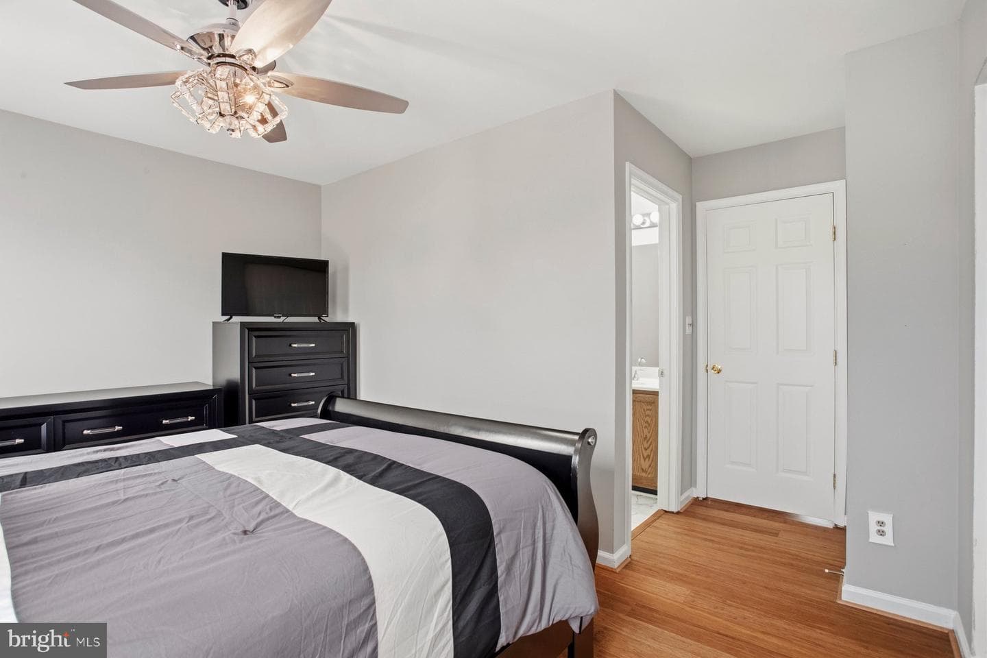1736 Tiger Lily Circle photo 17
