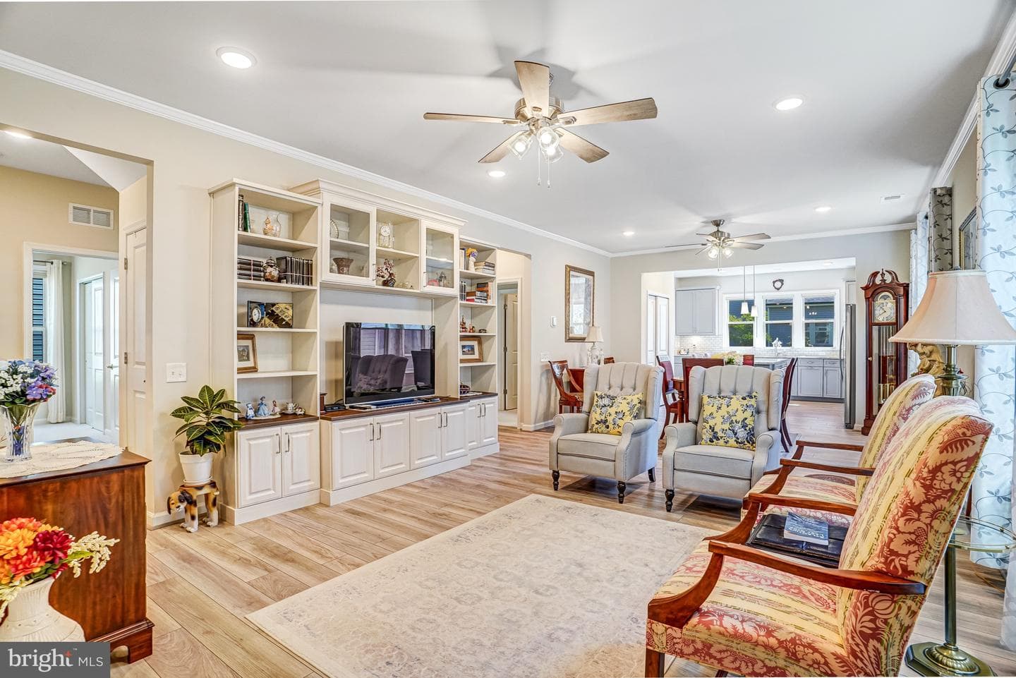 6373 Virginia Bluebell Lane photo 8