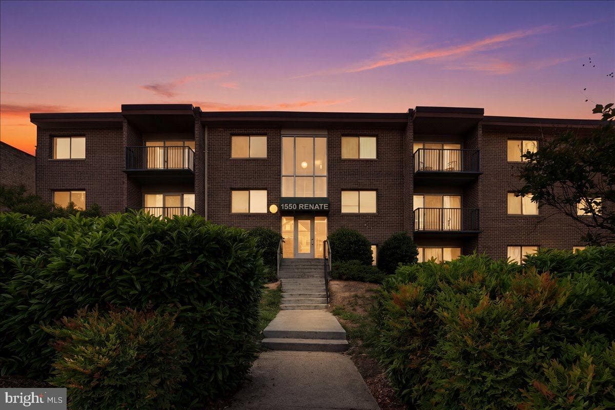 1550 Renate Drive #203, Woodbridge
