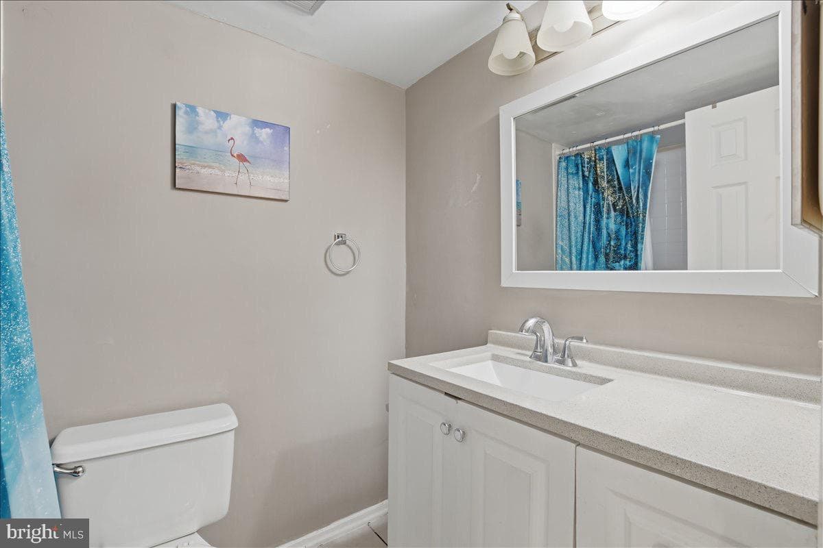1550 Renate Drive #203 photo 17