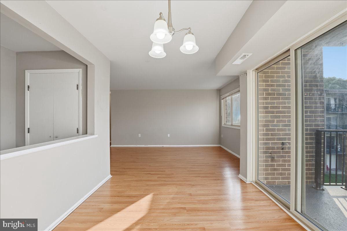 1550 Renate Drive #203 photo 8