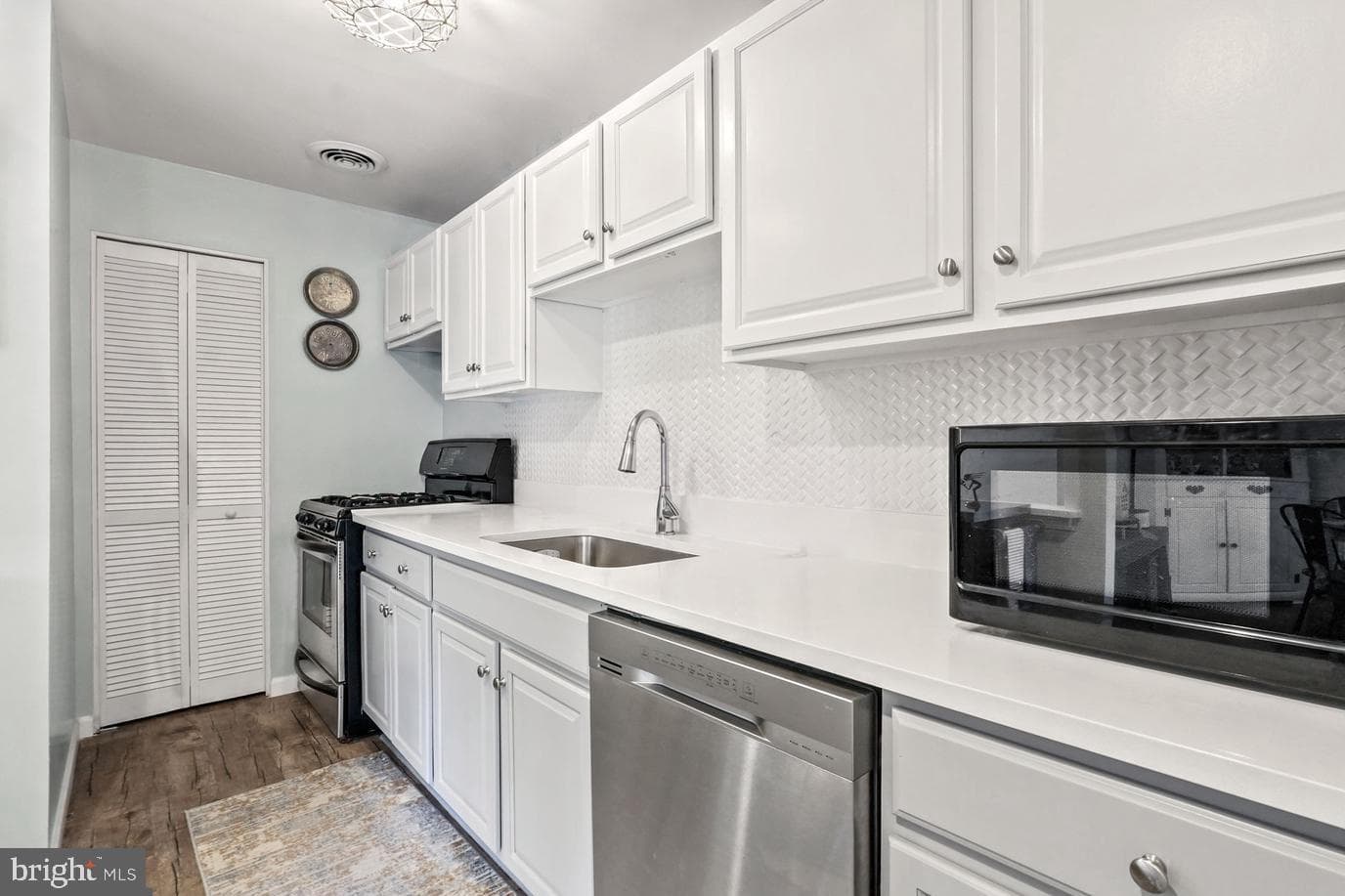 12717 Gordon Boulevard #120, Woodbridge