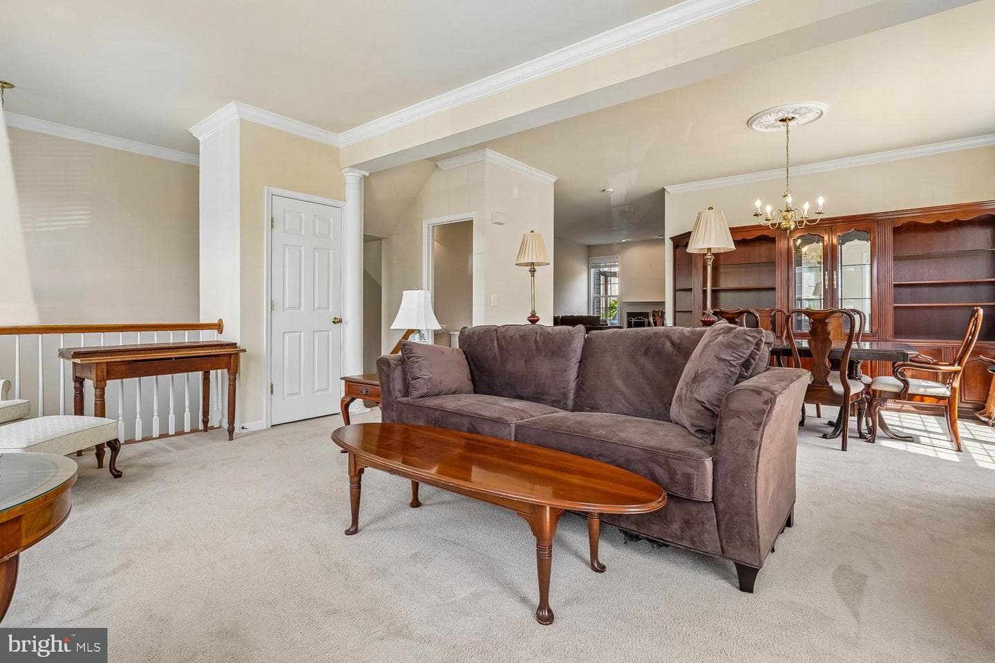 2160 Armitage Court photo 4