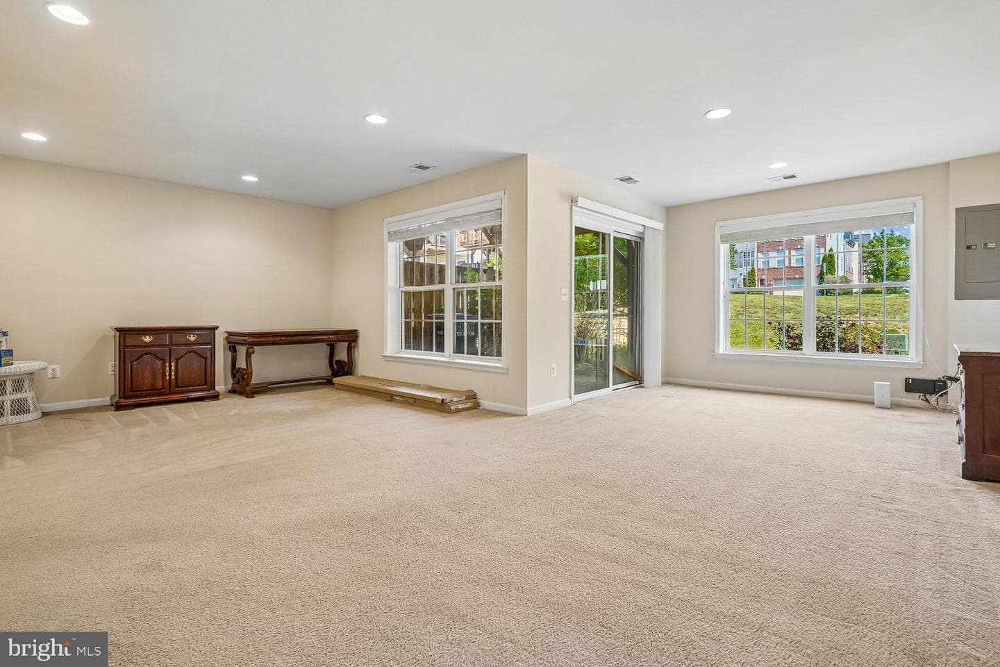2160 Armitage Court photo 43