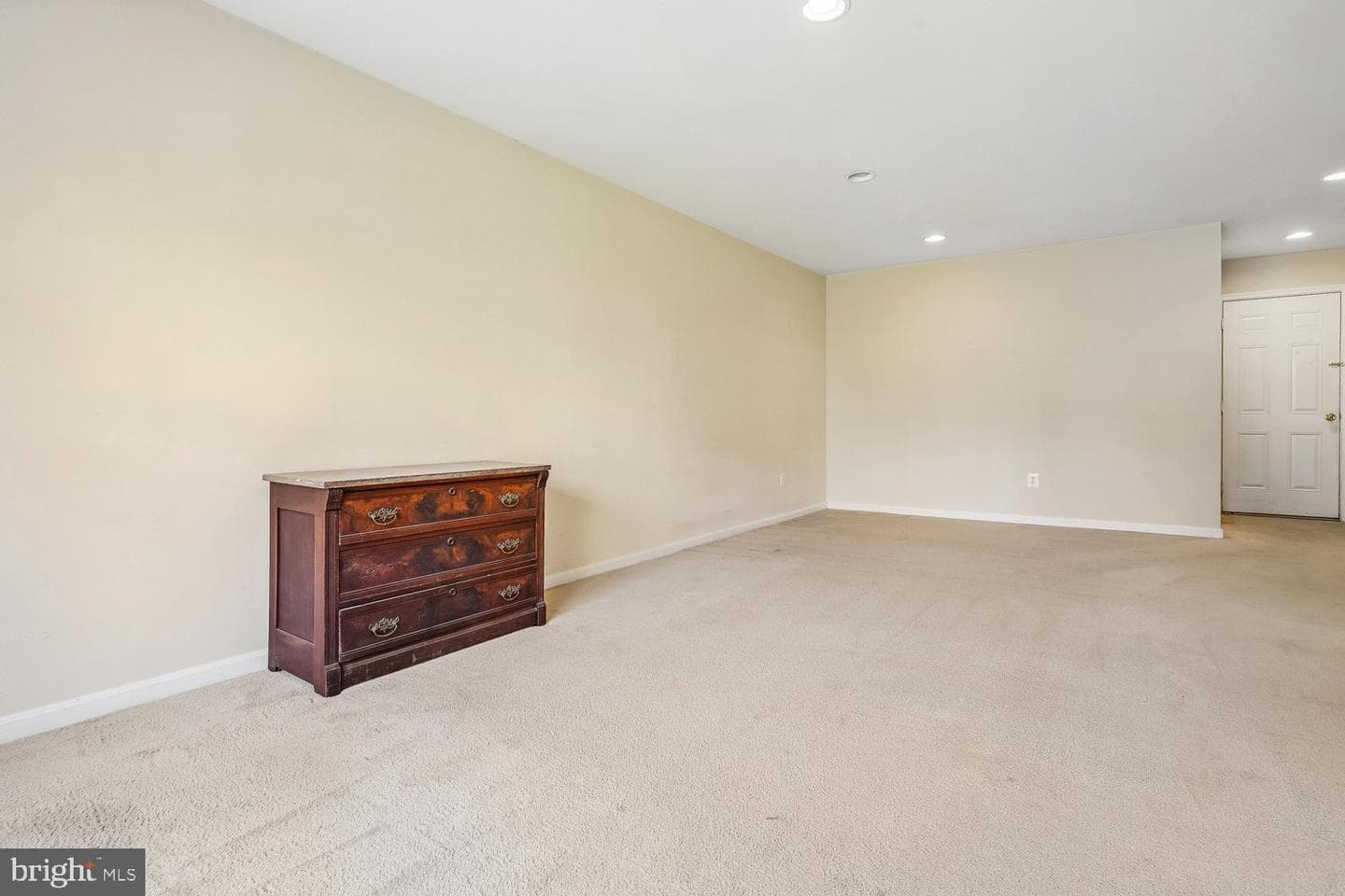 2160 Armitage Court photo 45