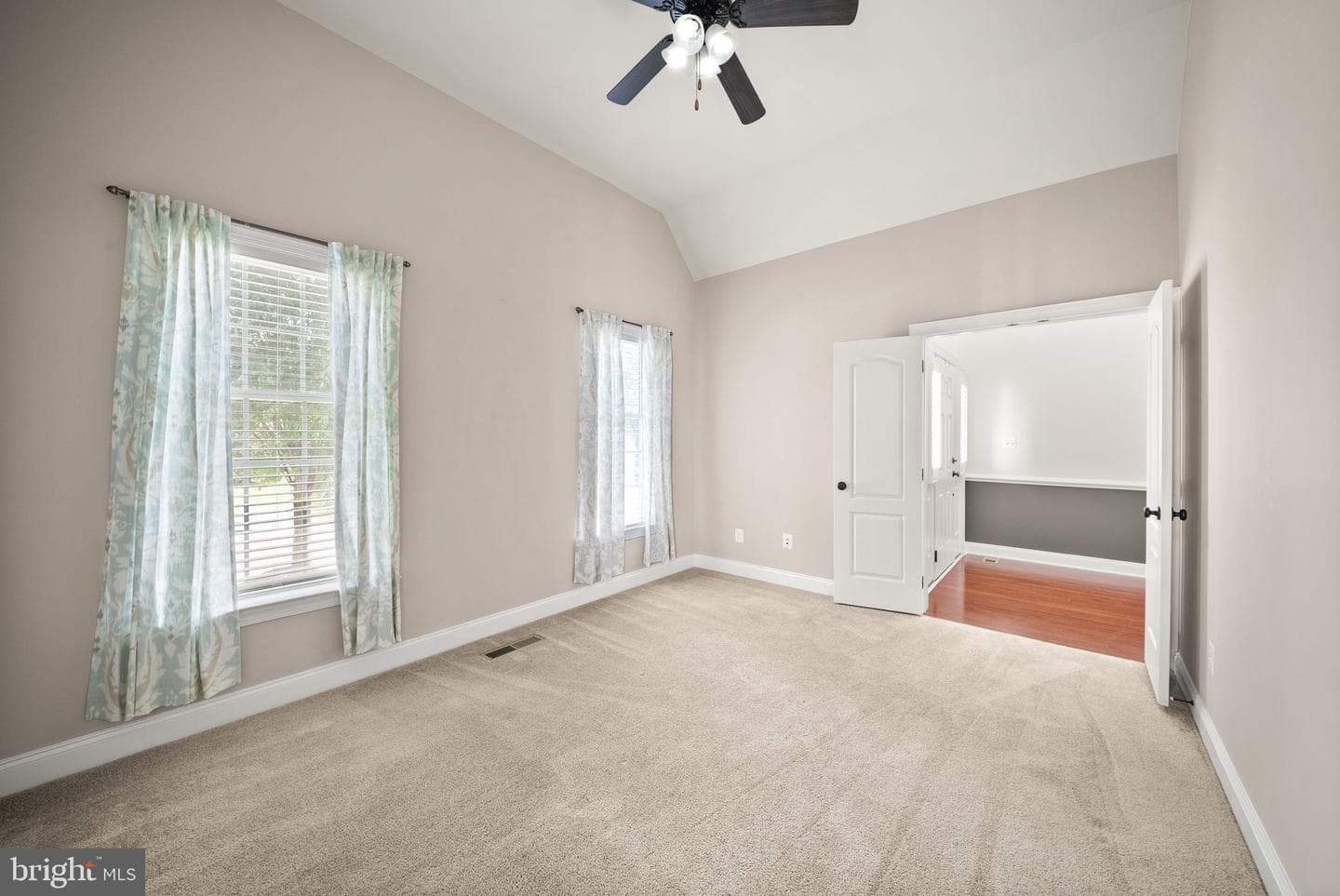 4664 Glass Mountain Way photo 37