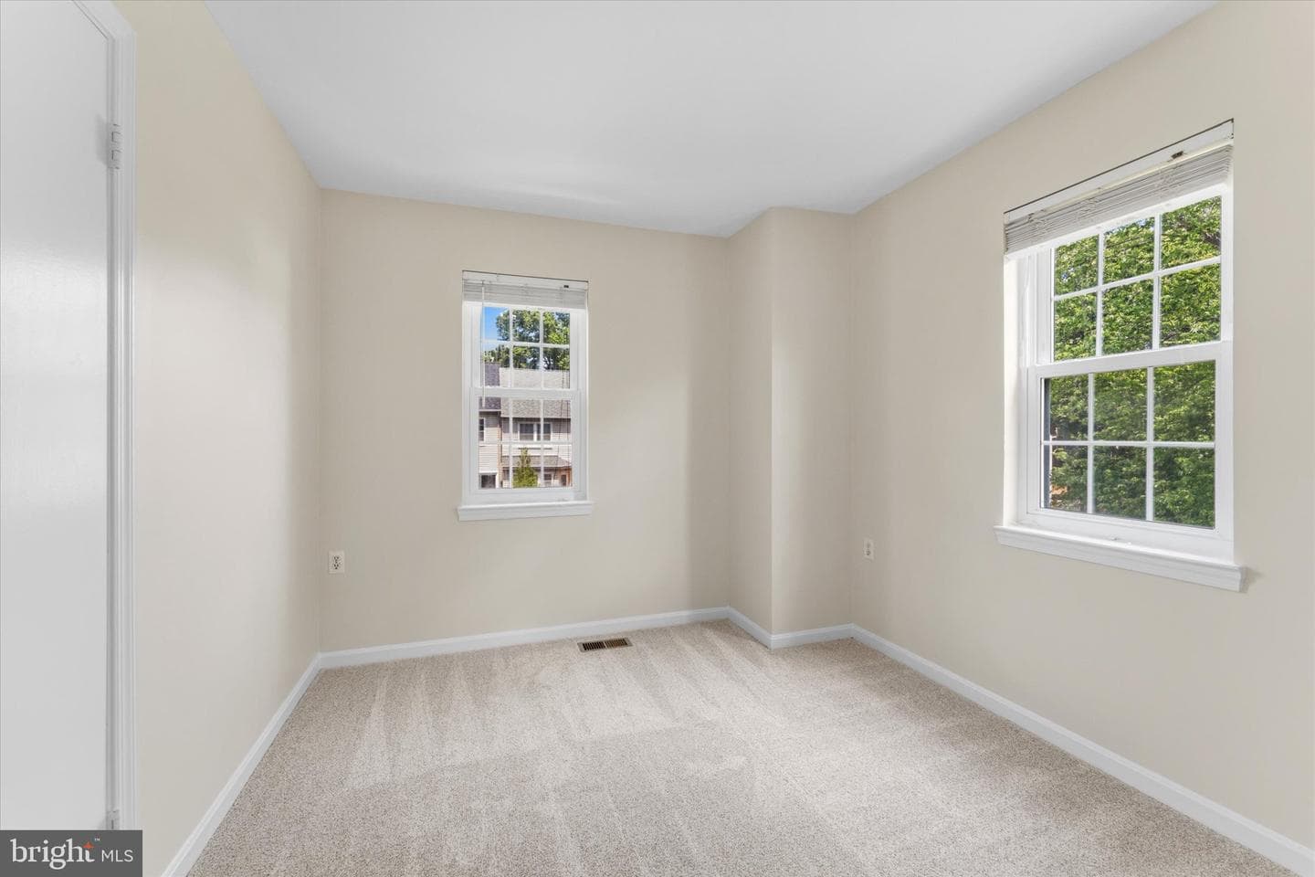 11858 Critton Circle photo 31