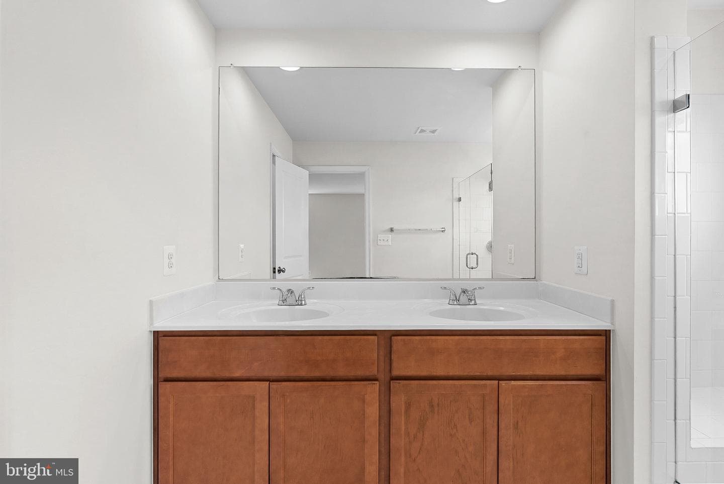 8192 Broad Place photo 30