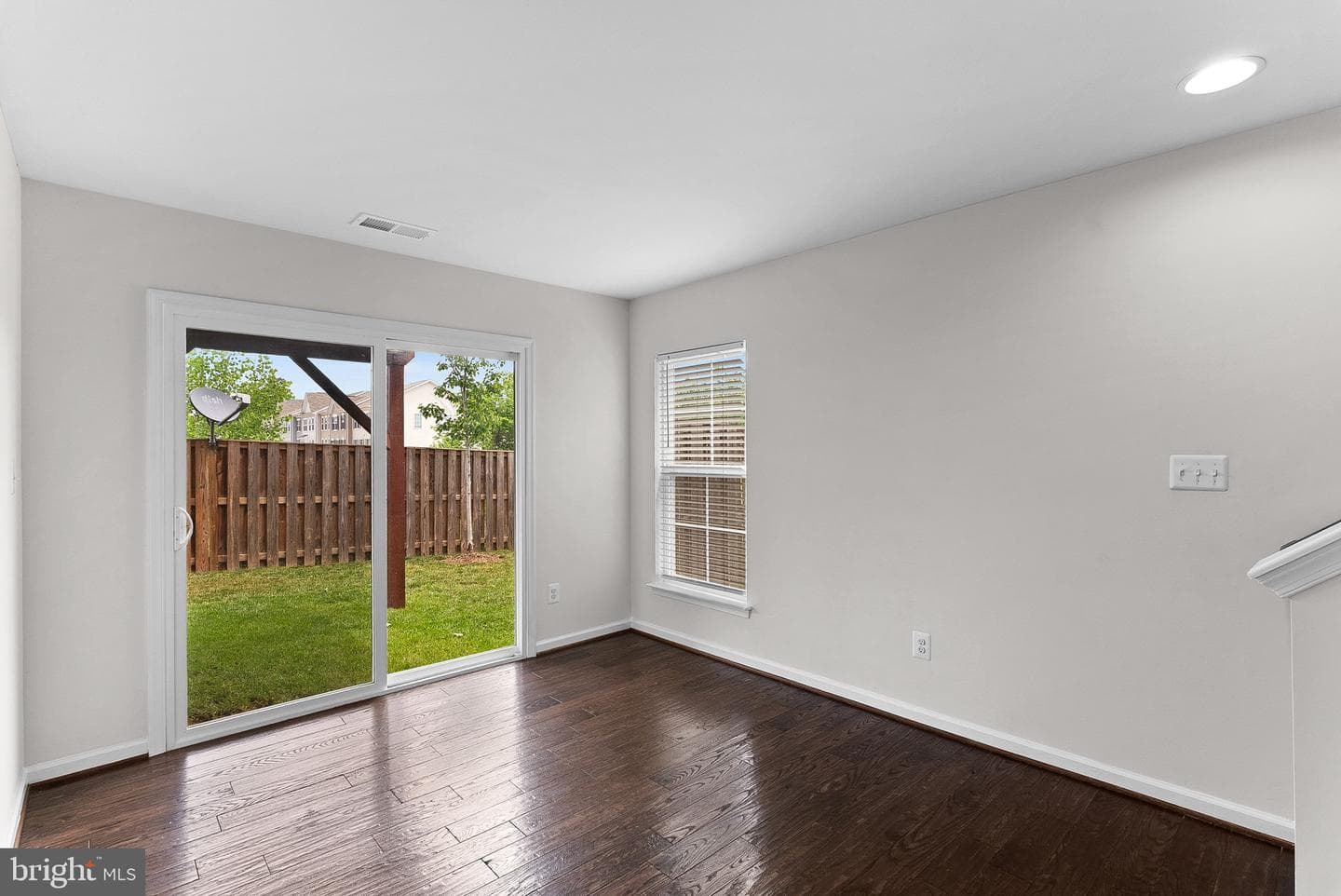 8192 Broad Place photo 34
