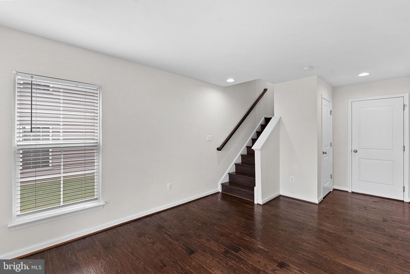 8192 Broad Place photo 35