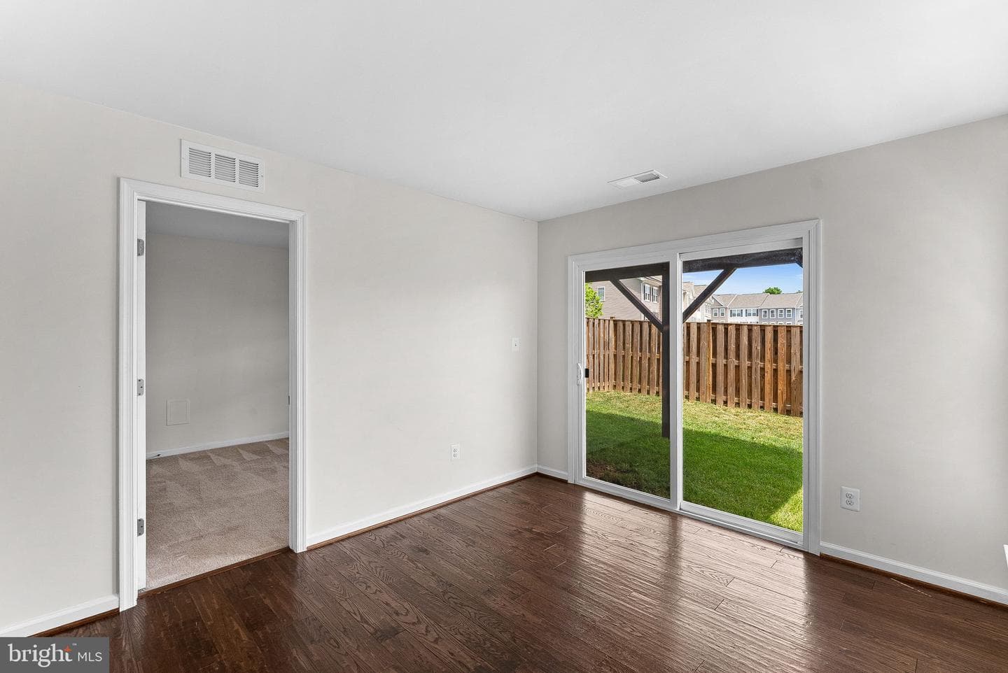 8192 Broad Place photo 38