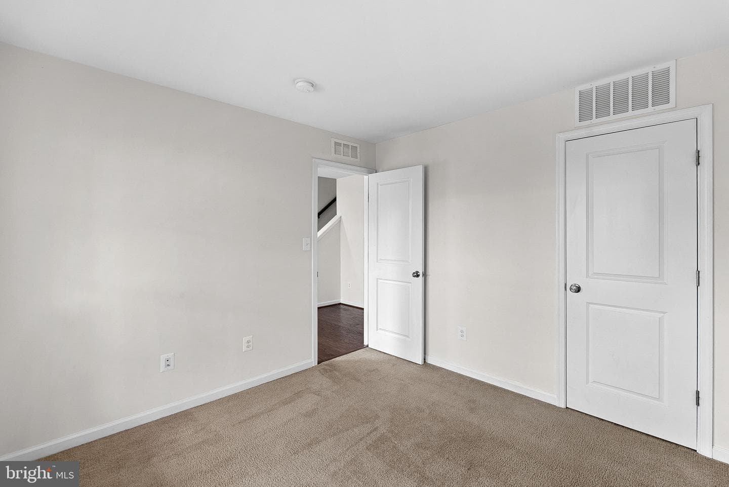8192 Broad Place photo 40