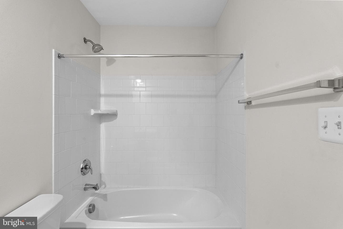 8192 Broad Place photo 45