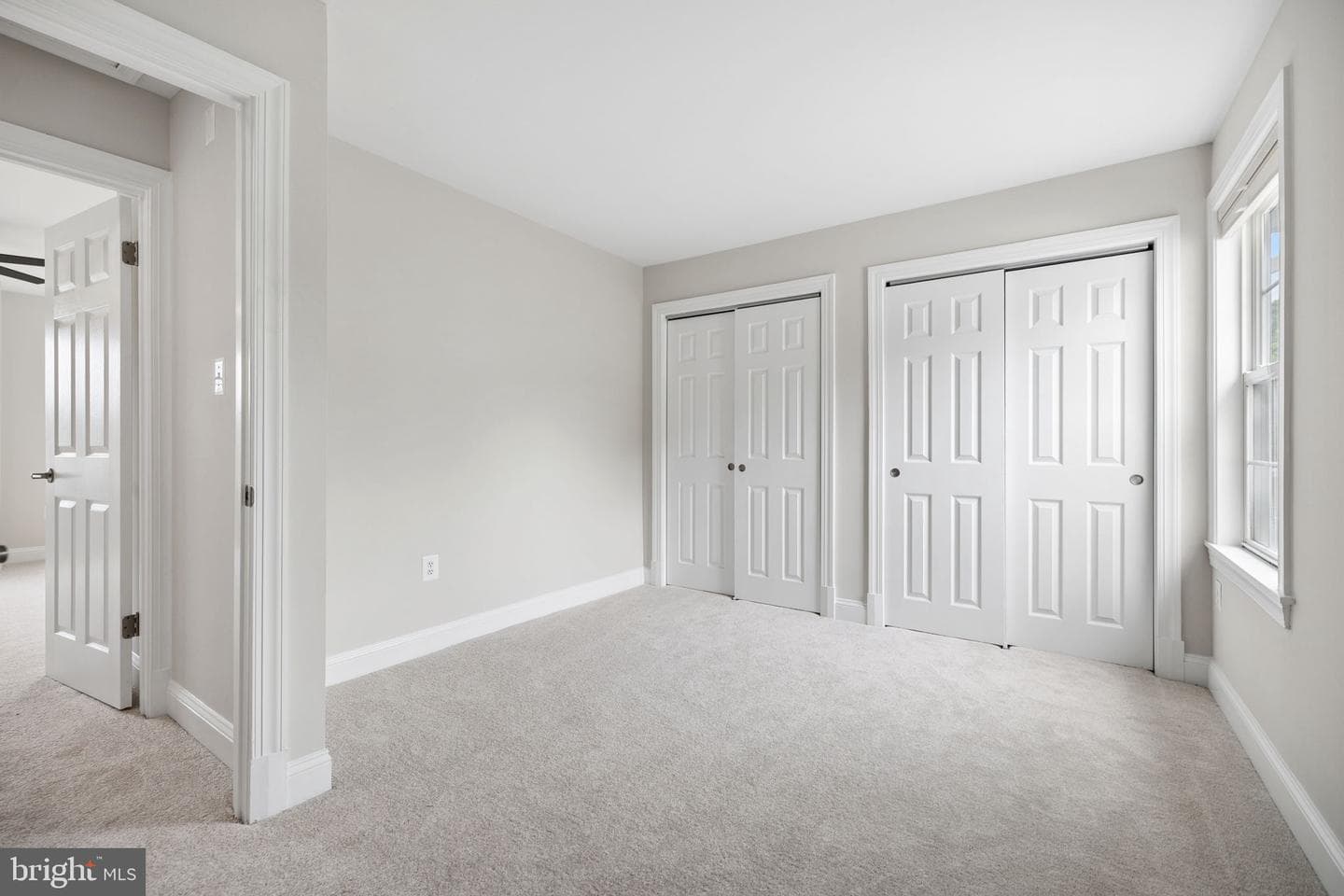 5842 Riverside Drive photo 22