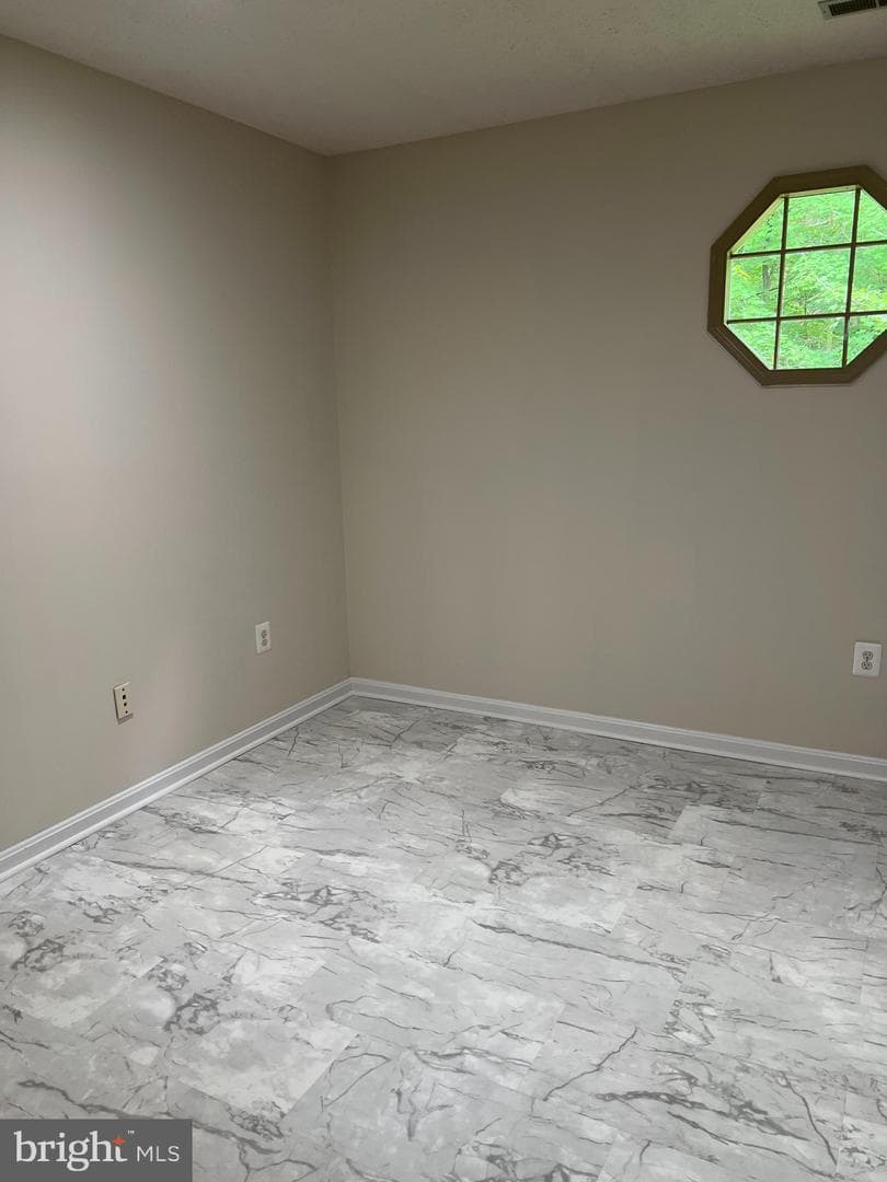 5891 Anthoney Drive photo 16