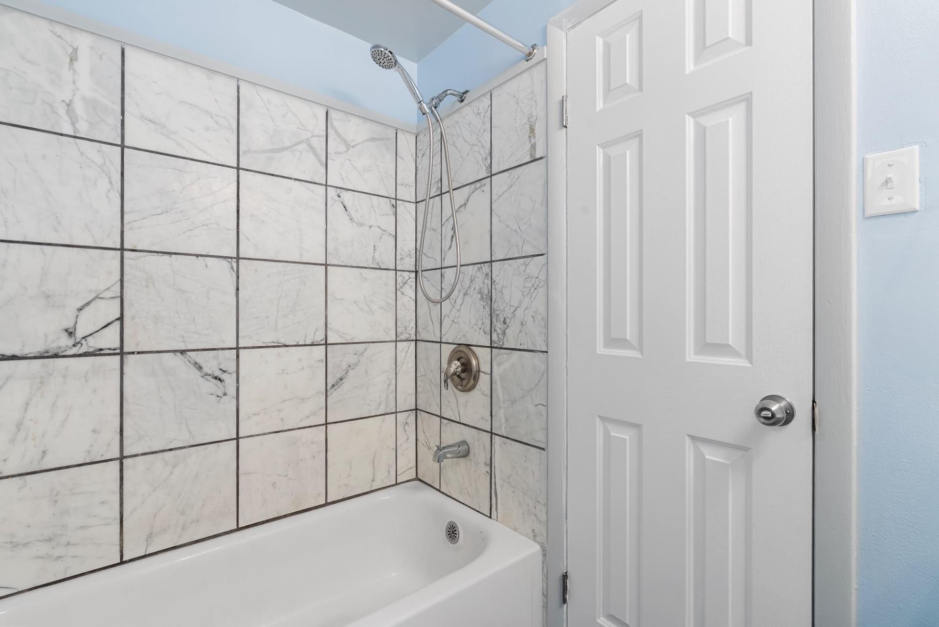 13421 Hillendale Drive photo 6