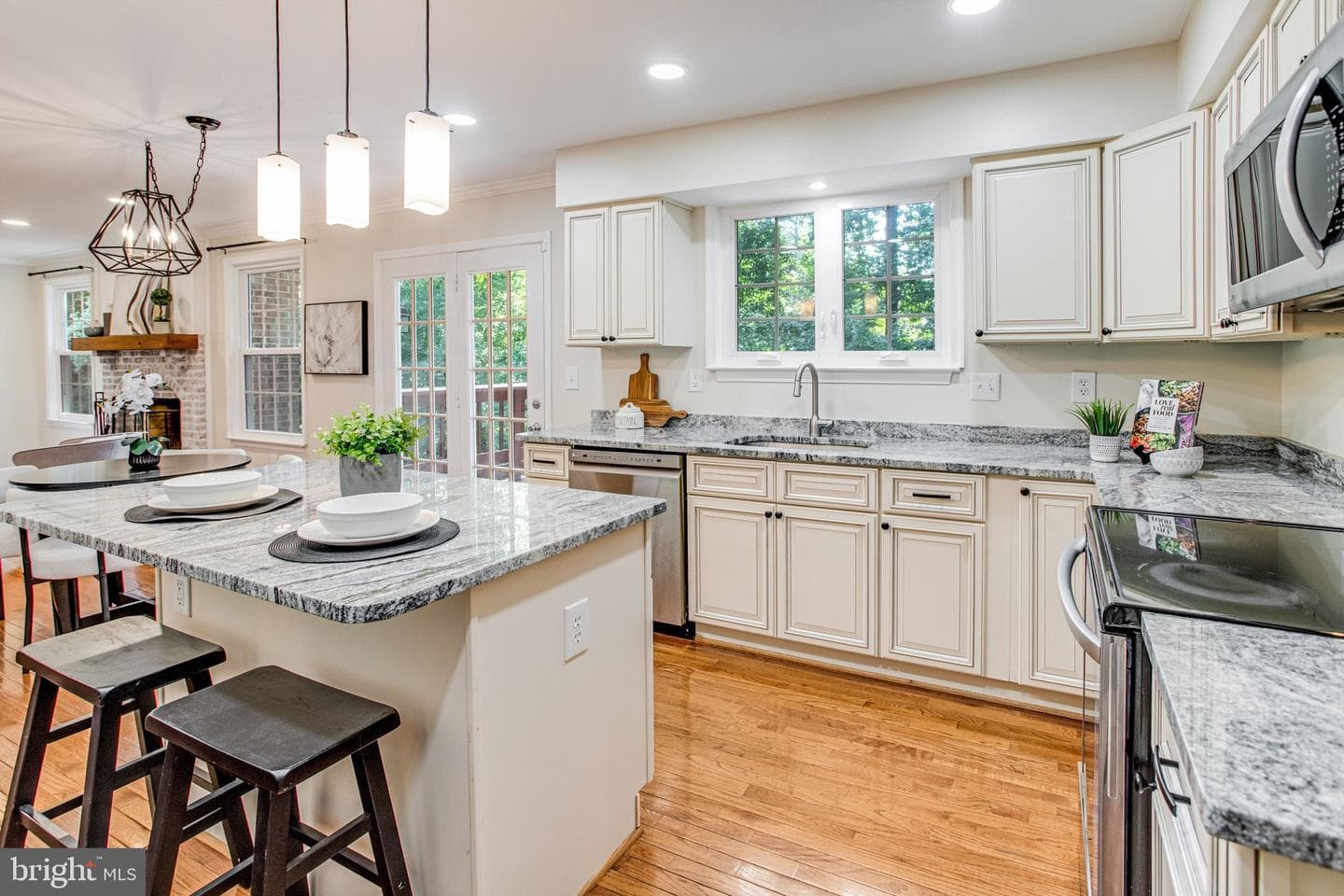 3452 Wainscott Place photo 10