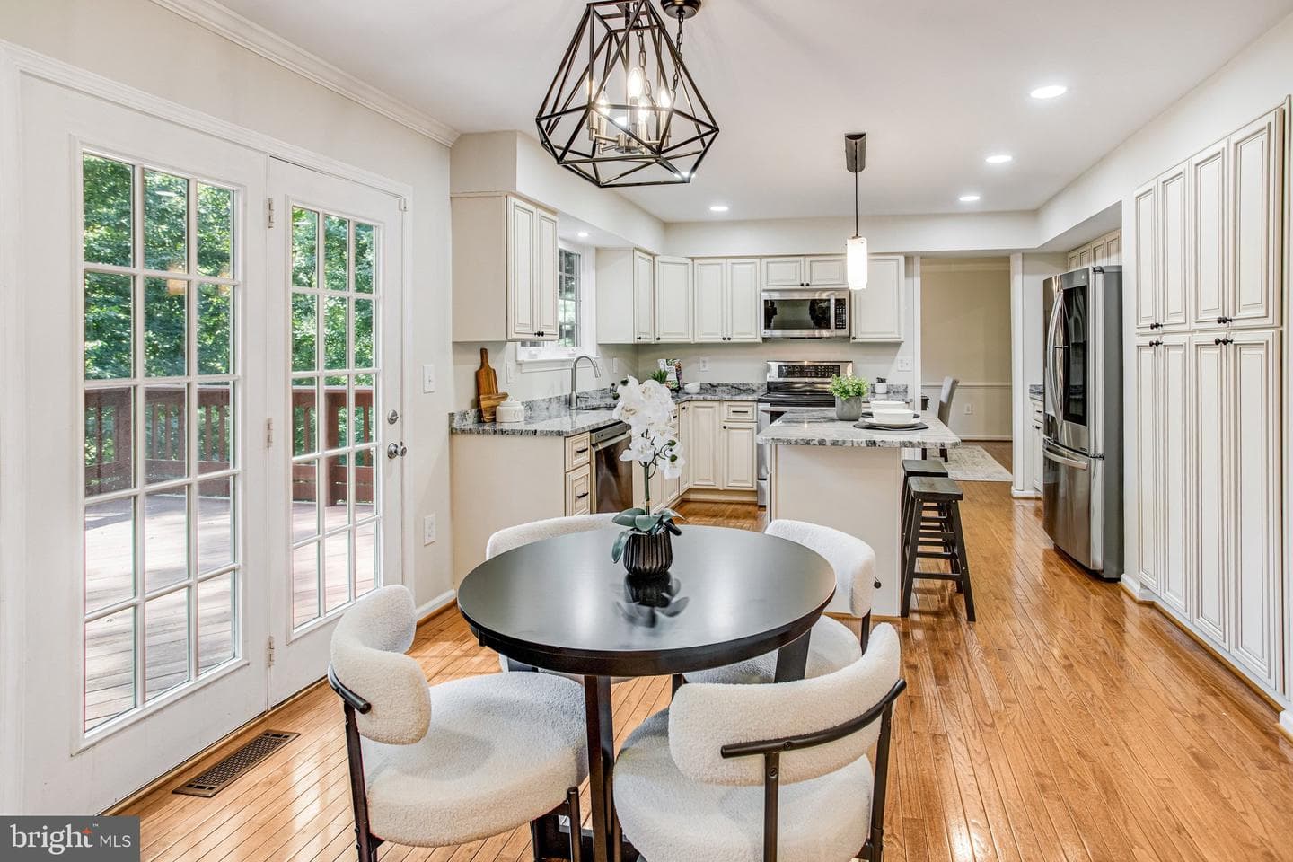 3452 Wainscott Place photo 13