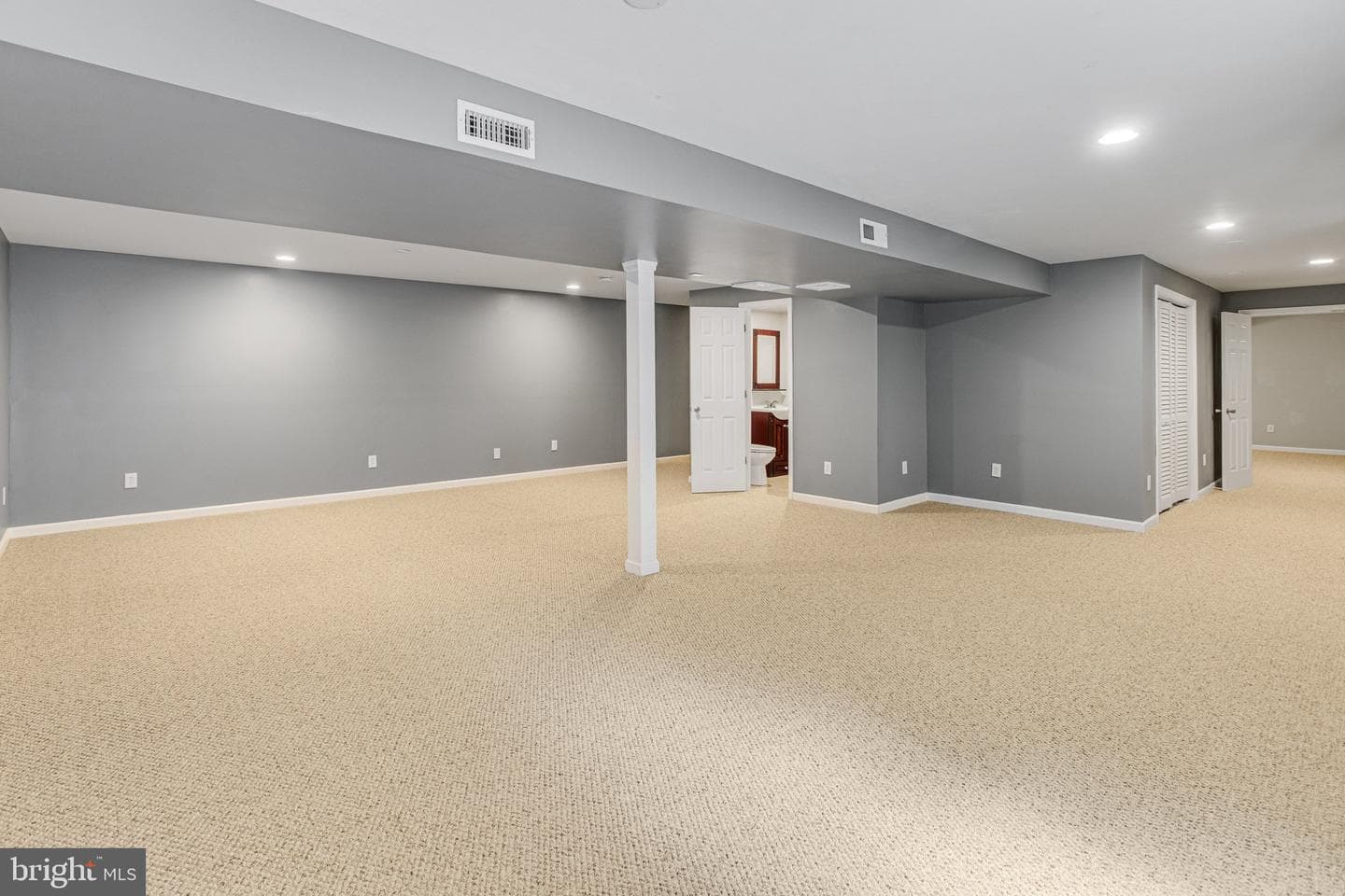 3452 Wainscott Place photo 35