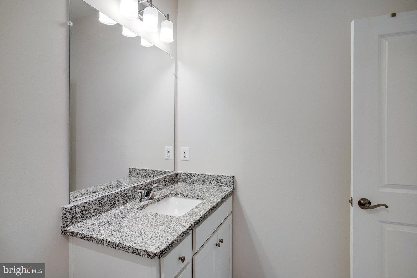 18351 Moss Garden Road photo 17