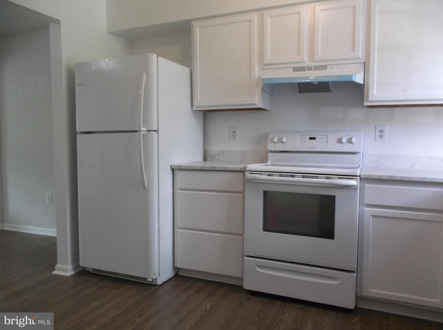 4624 Whitaker Place photo 9
