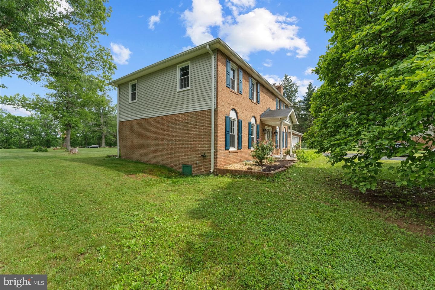 2611 Alvey Drive photo 3