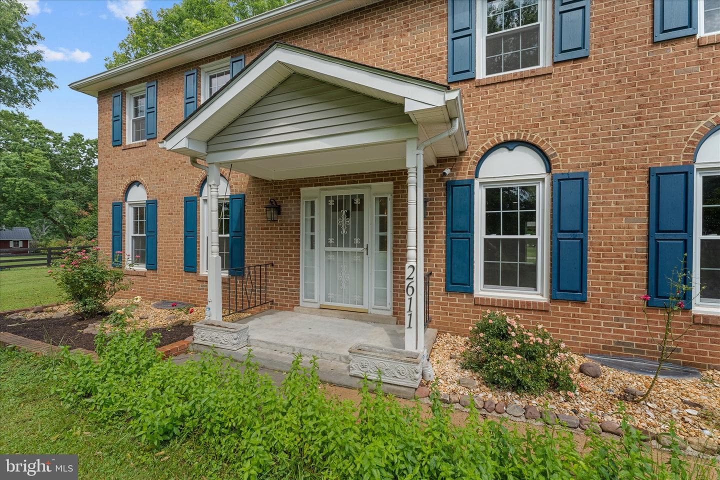 2611 Alvey Drive photo 4