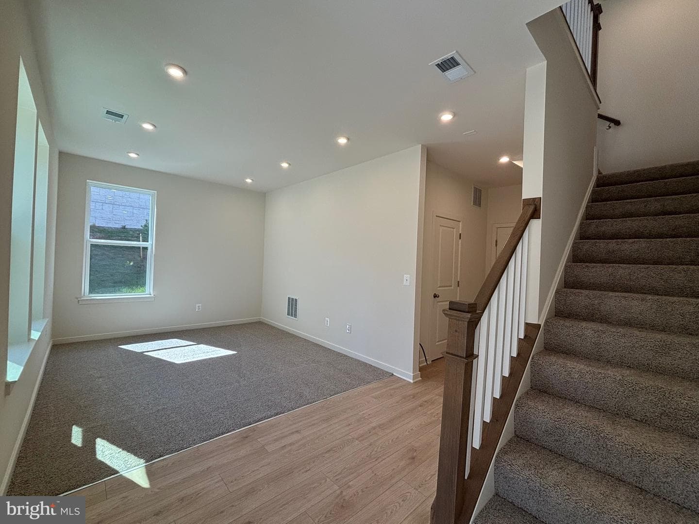 18024 Alicia Avenue, Dumfries