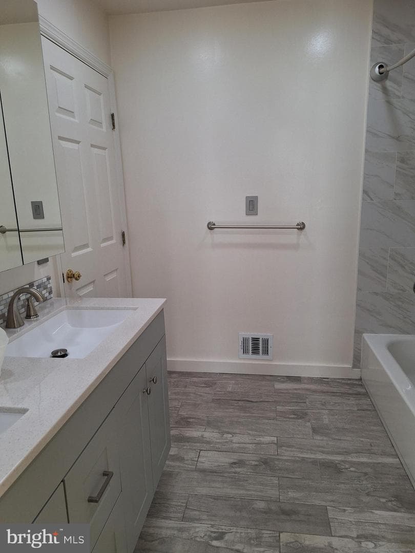 13010 Abner Avenue photo 23