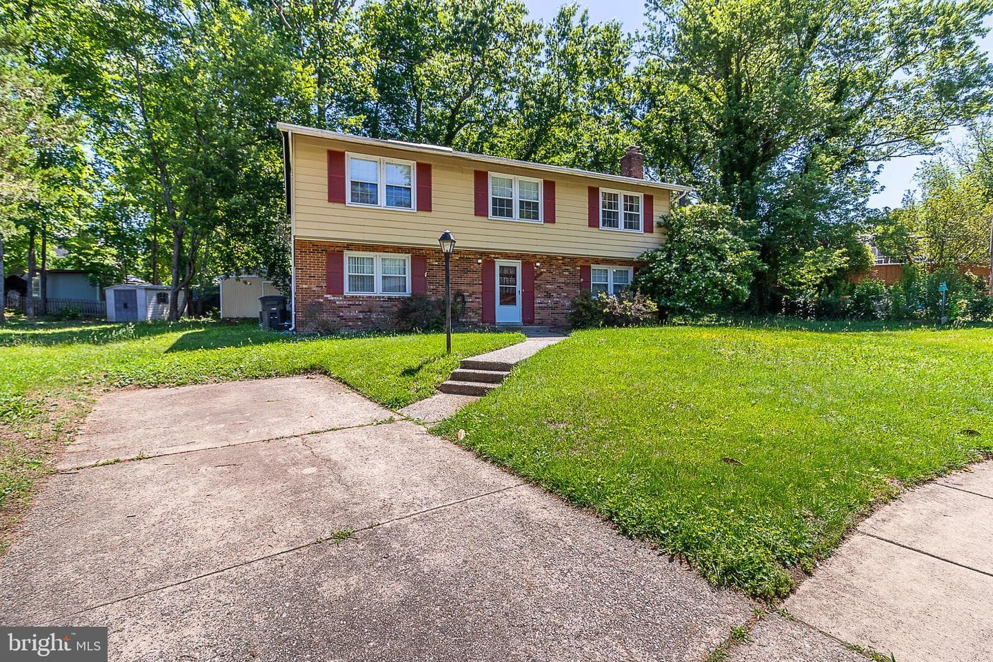 13019 Amesbury Street photo 2