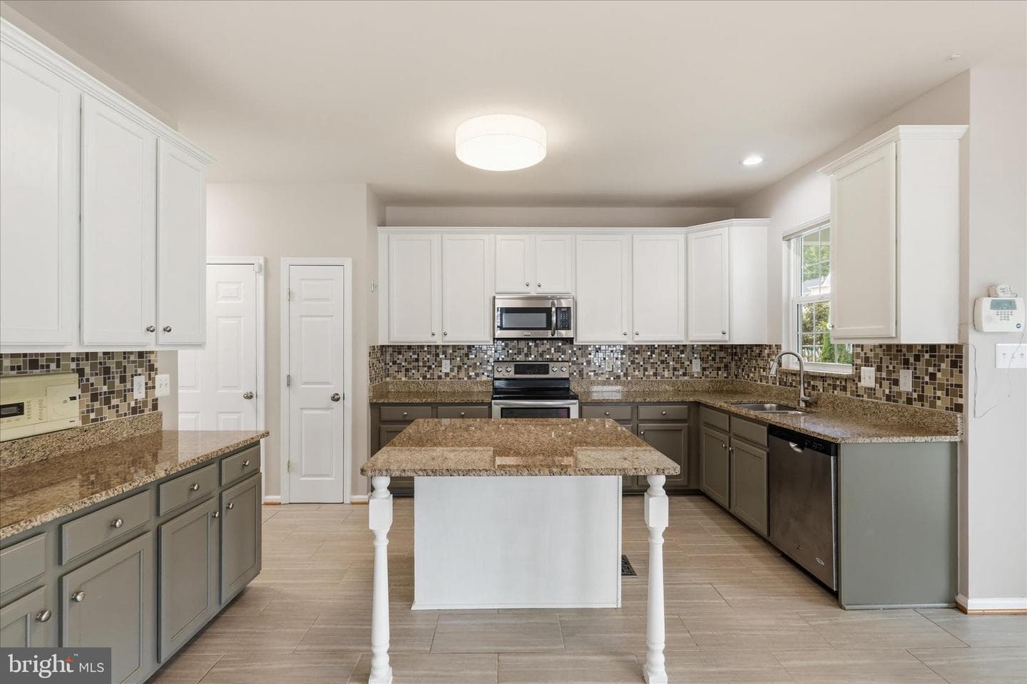 4774 Hawfinch Court photo 17