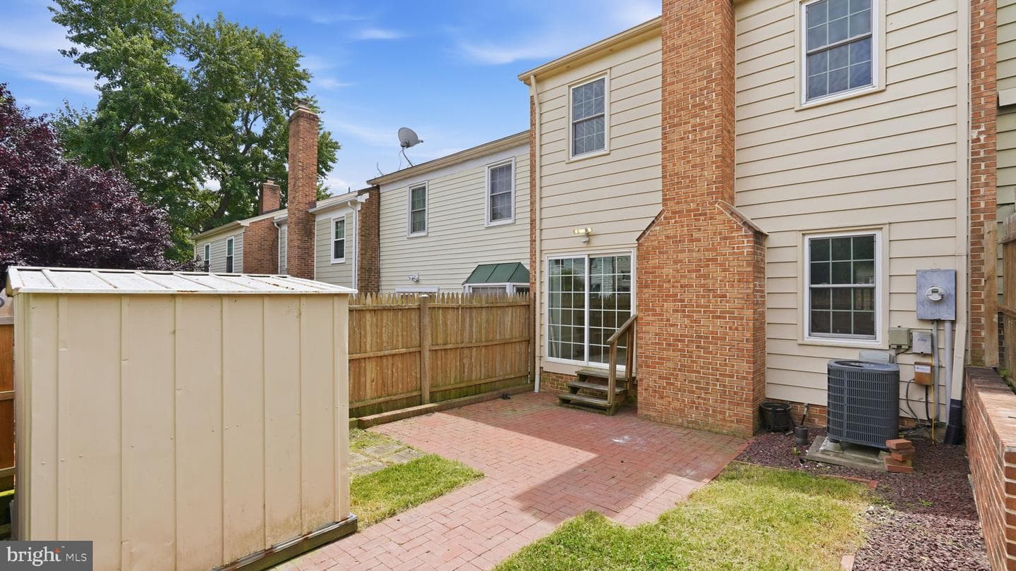 2910 Seminole Road photo 3