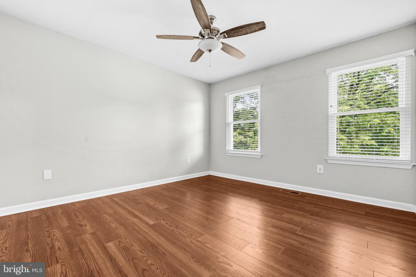6109 Plainville Lane photo 28