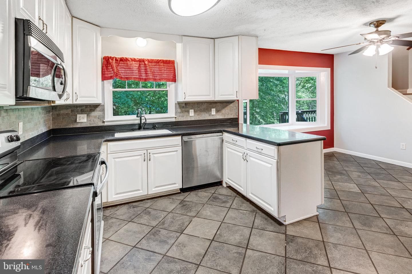 11646 Howitzer Ln photo 18