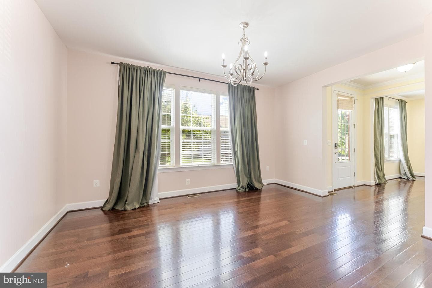 5829 Amanda Rose Lane photo 10