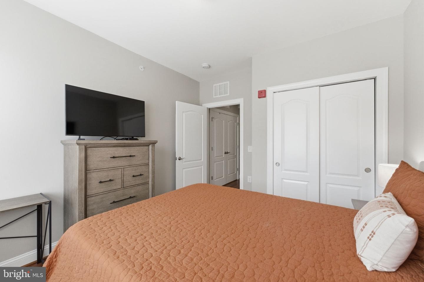 15130 Heather Mill Lane #402 photo 32